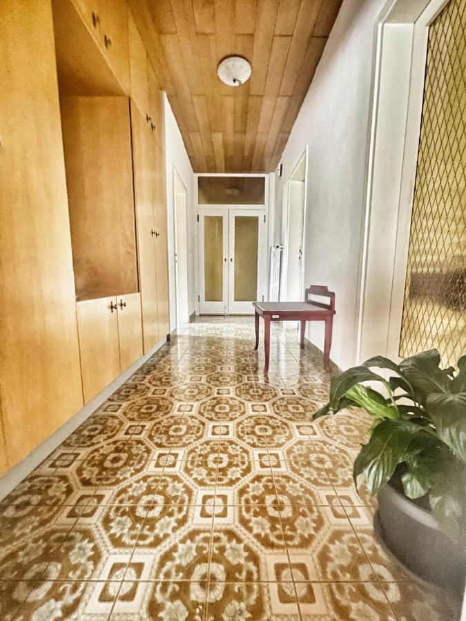Papas Apartment Лешче Экстерьер фото