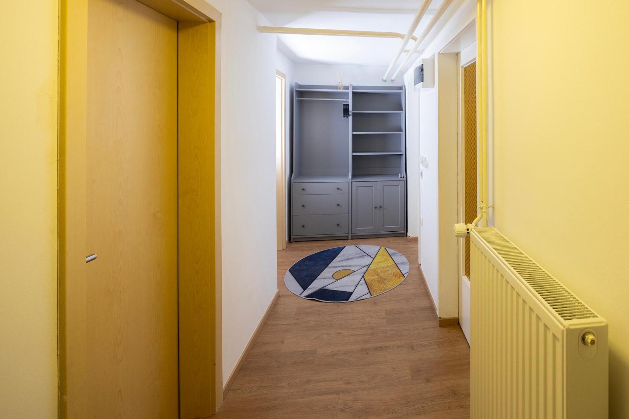 Papas Apartment Лешче Экстерьер фото