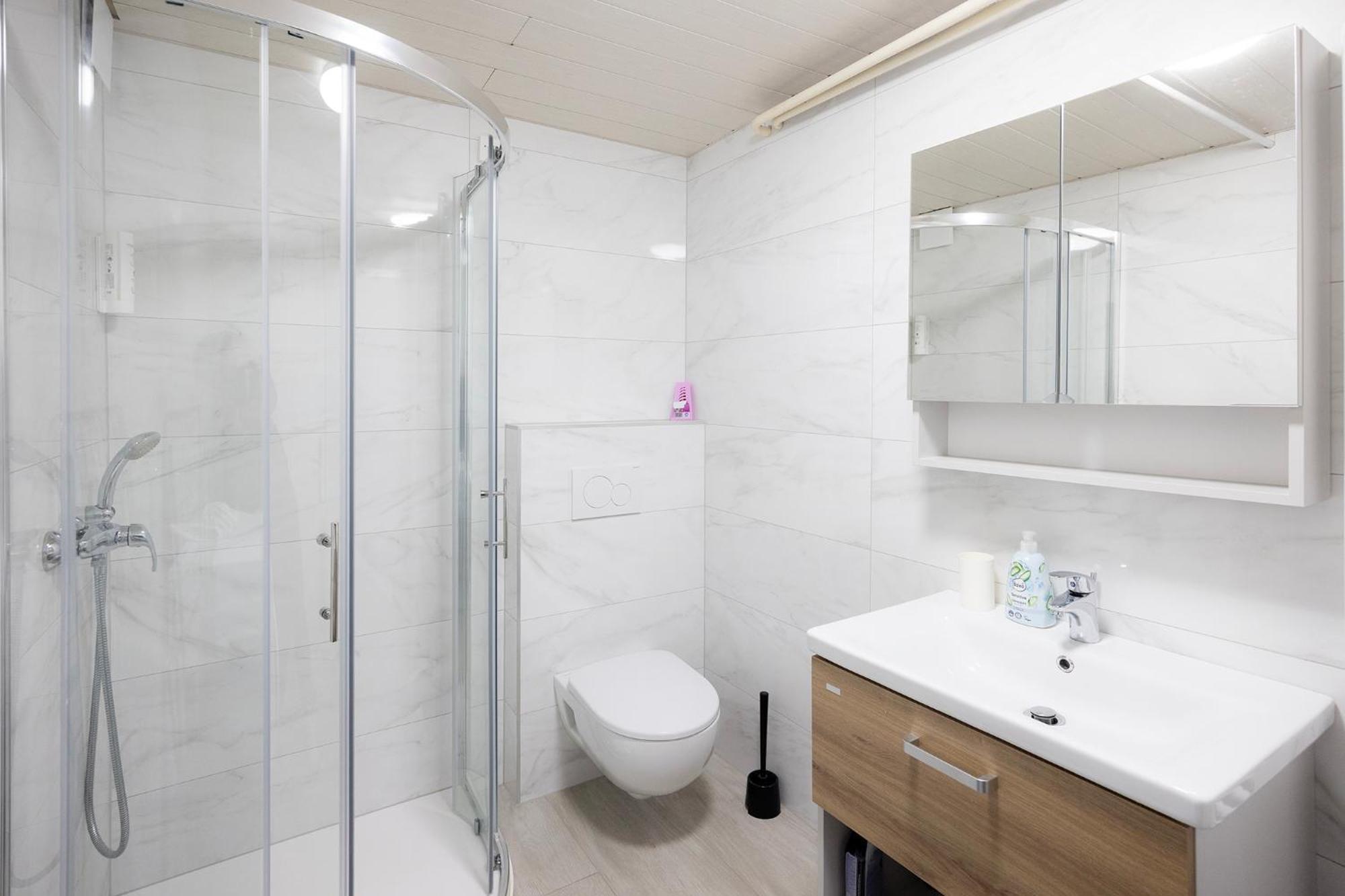 Papas Apartment Лешче Экстерьер фото
